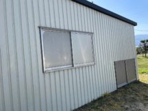 用途に合わせて、カクイチのオプション窓は取付位置の変更が可能！