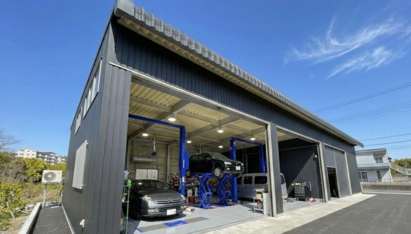 車整備工場に最適な鉄骨ガレージ！カクイチが選ばれる3つの理由